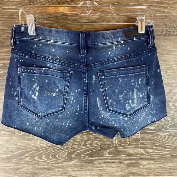 Blank NYC Paint Splatter High waisted cut off shorts NWT - Picture 7 of 8